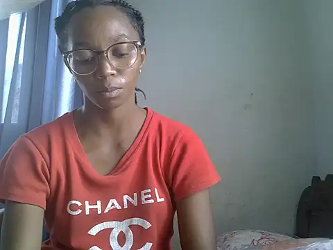 ElianeHot online show from March 20, 2026, 9:54 am