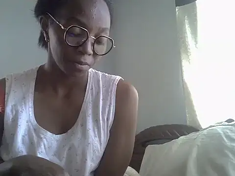 ElianeHot online show from September 9, 2025, 7:51 am