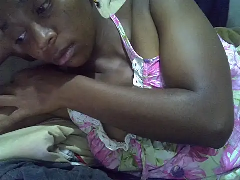 Snapshot of ElianeHot chatting on February 10, 2026, 7:35 pm ElianeHot online show from February 10, 2026, 7:35 pm