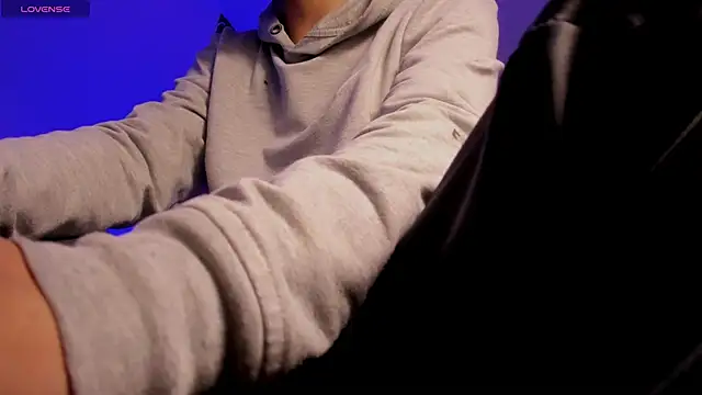 s sven03 online show from February 5, 2026, 8:37 pm