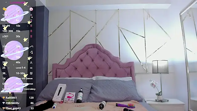 Rubi Sky online show from February 4, 2025, 7:40 am