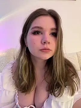 PumaShyXD online show from October 4, 2025, 9:55 am