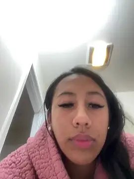 mia Kloe online show from December 11, 2024, 11:32 pm