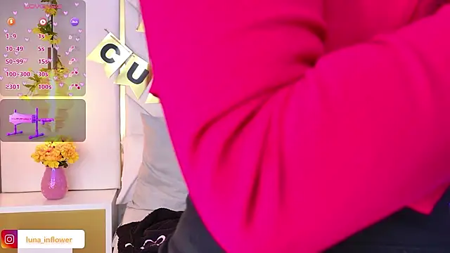 Flor delunaa online show from March 13, 2026, 1:05 pm