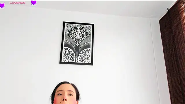 VeronicaTonu online show from May 16, 2026, 3:11 pm