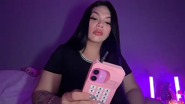 Snapshot of Its_MadameGaby chatting on March 25, 2026, 9:35 pm Its MadameGaby online show from March 25, 2026, 9:35 pm