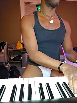 FrotandBicepsLover online show from January 14, 2026, 2:26 am