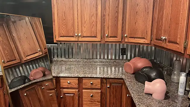 AlphaZack 14 online show from March 18, 2025, 11:09 pm