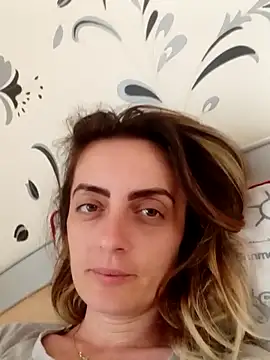 SophyGirl online show from March 18, 2025, 12:17 pm