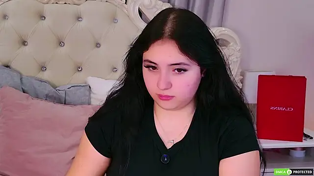 Snapshot of JennyFerguson chatting on June 15, 2026, 6:29 pm JennyFerguson online show from June 15, 2026, 6:29 pm