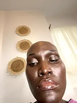 Foxxxyfemale online show from October 7, 2025, 6:25 am