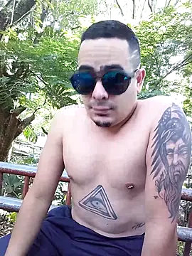 Snapshot of FeloBad chatting on June 29, 2026, 1:22 pm FeloBad online show from June 29, 2026, 1:22 pm