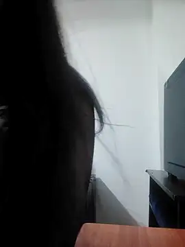 angelie 3 online show from October 15, 2025, 6:33 am