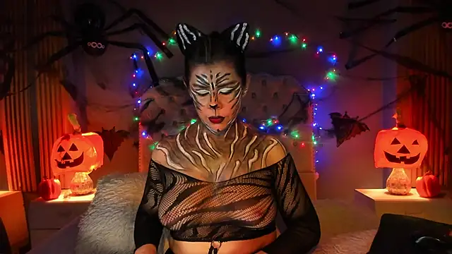 RamonaSimons online show from October 30, 2025, 8:06 pm