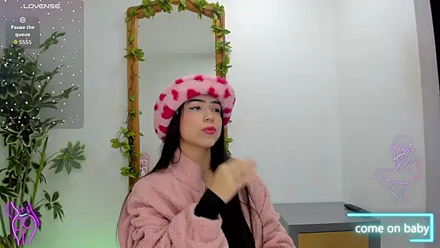 FaloonRoussel online show from November 15, 2025, 12:03 am