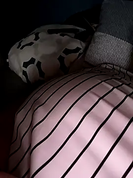 poussychats online show from March 11, 2025, 7:03 am