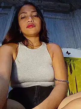 Snapshot of prettybella4u chatting on June 15, 2026, 8:52 pm prettybella4u online show from June 15, 2026, 8:52 pm