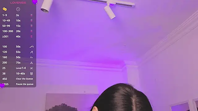 Aleejaa   online show from February 11, 2026, 11:43 am