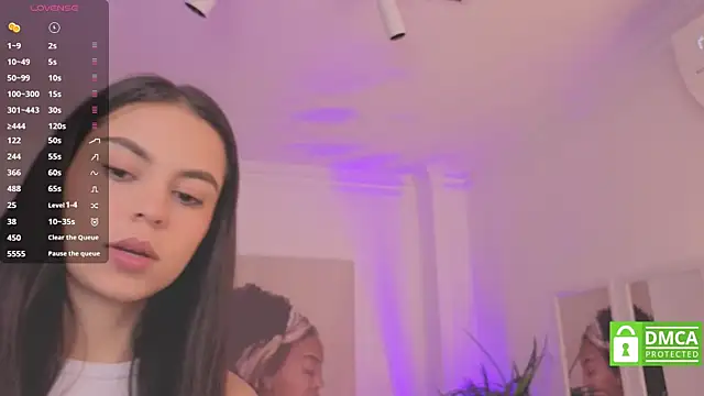 Aleejaa   online show from September 17, 2025, 11:23 am