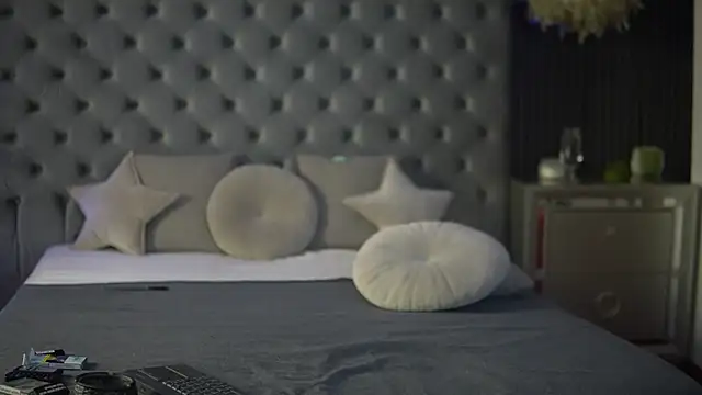 AmelyNoir online show from September 28, 2025, 4:25 pm