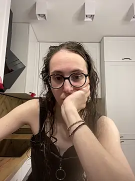 MartiniiSelenna online show from February 21, 2026, 6:48 am