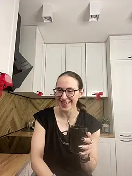 MartiniiSelenna online show from February 27, 2026, 6:57 am