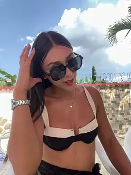 Rose-euphoria online show from March 9, 2025, 8:21 pm