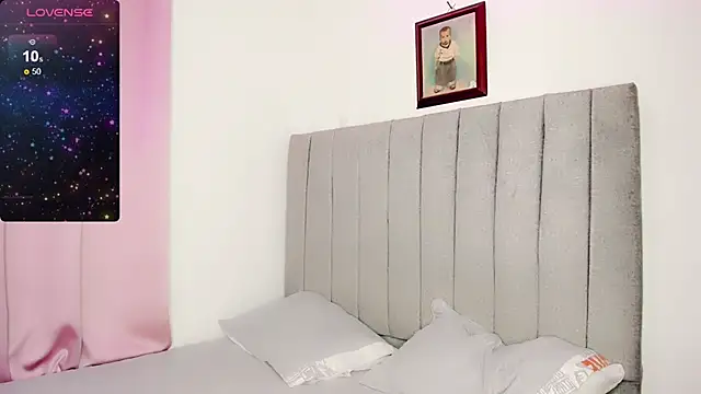 Jimmenna  online show from January 8, 2025, 5:05 am