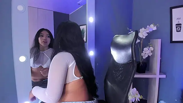 MarianaGarciaa   online show from March 19, 2026, 7:14 pm