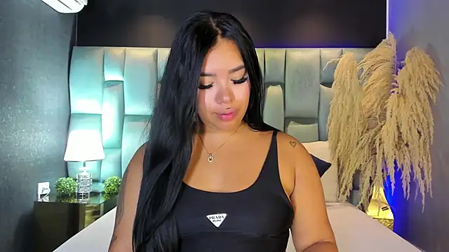 MarianaGarciaa   online show from April 17, 2026, 7:17 pm