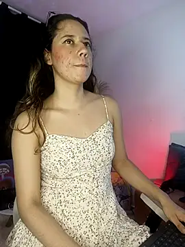 lovely kitt online show from October 3, 2025, 12:36 am