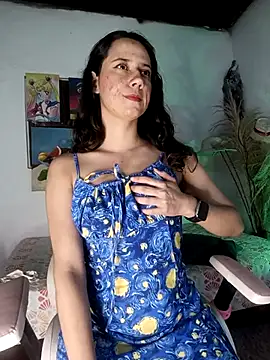 lovely kitt online show from March 8, 2026, 4:49 am