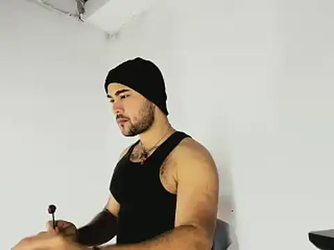 Sebas-hott online show from November 4, 2025, 9:40 pm