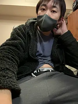 Snapshot of kentyken chatting on December 20, 2025, 2:42 pm kentyken online show from December 20, 2025, 2:42 pm