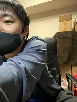 Snapshot of kentyken chatting on December 19, 2025, 1:35 pm kentyken online show from December 19, 2025, 1:35 pm