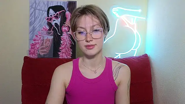 MalvinaBlum online show from October 20, 2025, 4:36 am