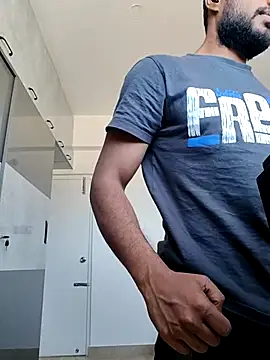 Daddys-small-lollipop online show from February 14, 2026, 7:52 am