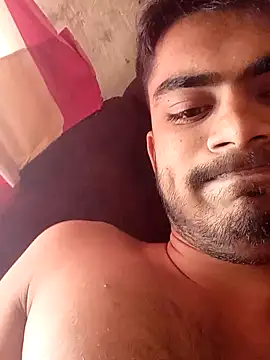 aditya2004  online show from December 15, 2024, 7:24 am