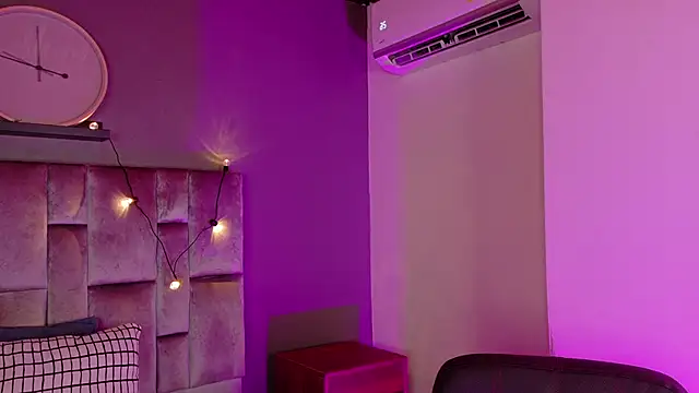 alaia-rogers online show from October 30, 2025, 11:41 am