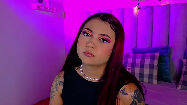 alaia-rogers online show from October 29, 2025, 11:42 am