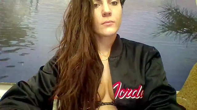 AliceTailor online show from March 18, 2026, 12:58 am