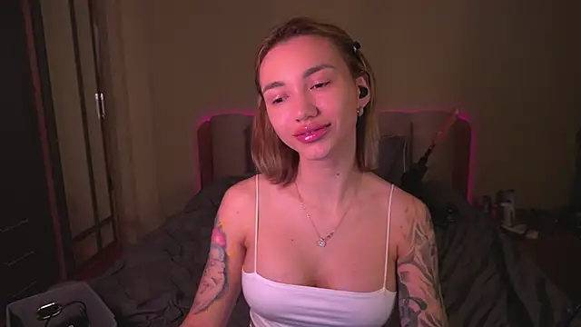 Snapshot of Teo_Rose chatting on February 28, 2025, 6:21 am Teo Rose online show from February 28, 2025, 6:21 am