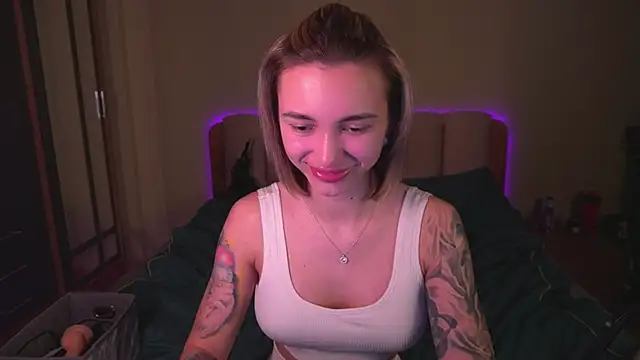 Snapshot of Teo_Rose chatting on March 14, 2025, 9:14 am Teo Rose online show from March 14, 2025, 9:14 am