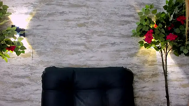 Snapshot of Celeste_Mcs_ chatting on October 18, 2025, 3:52 am Celeste Mcs online show from October 18, 2025, 3:52 am