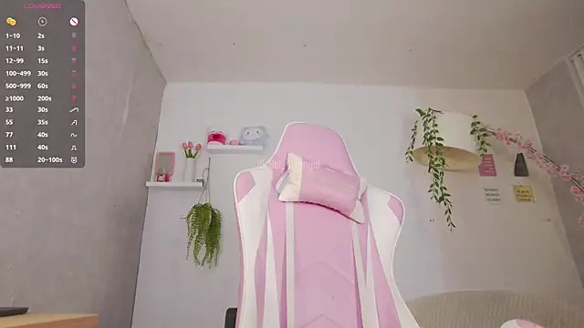 Bella-Franco online show from March 3, 2025, 9:26 pm