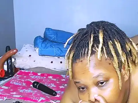 fatafricanqueen online show from October 10, 2025, 10:10 pm