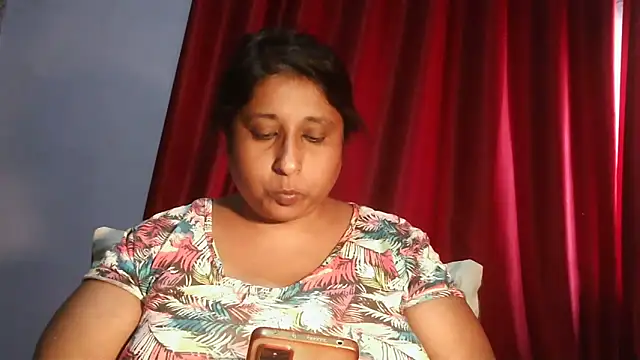 raniofsex02 online show from March 8, 2026, 1:36 pm