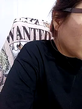 ZUCAAT online show from October 28, 2025, 4:24 am