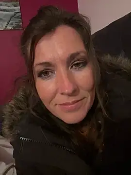 Lwhite1 online show from February 5, 2026, 5:31 pm