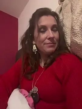 Lwhite1 online show from December 23, 2025, 1:05 am